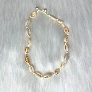 Puka Shell Choker Necklace